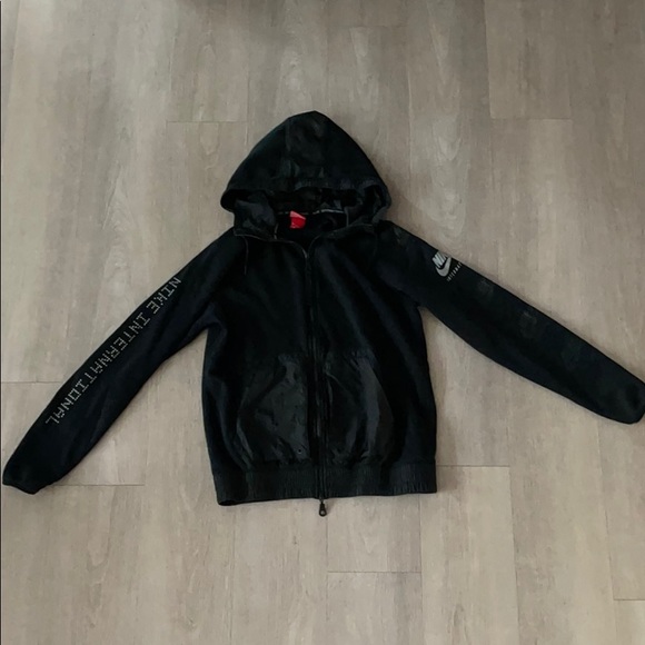 Nike International Full Zip Hoodie - Picture 4 of 12